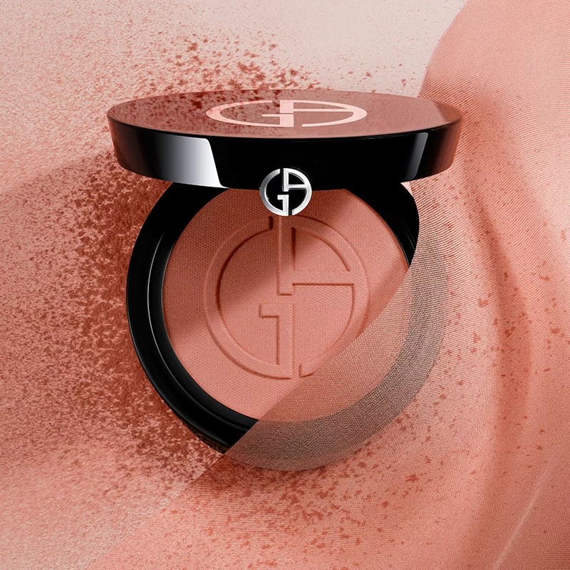 blush luminoso in seta